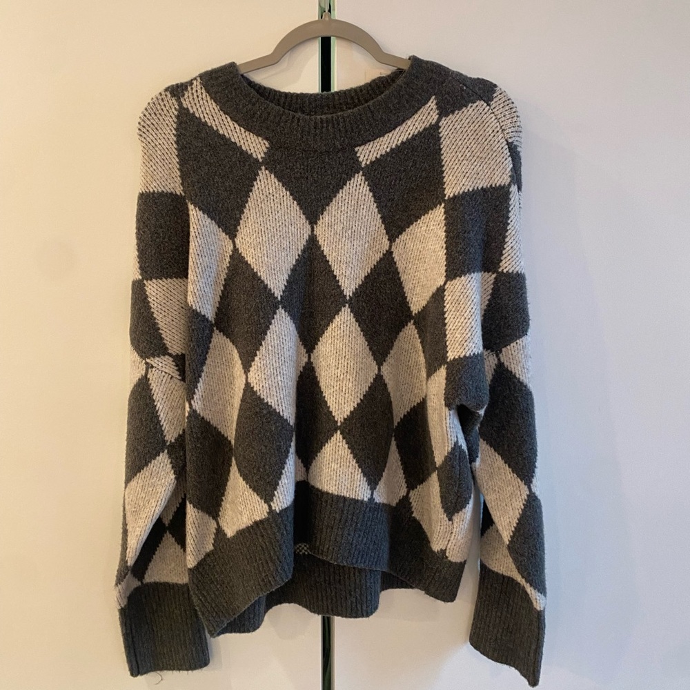 Abercrombie sweater with tags